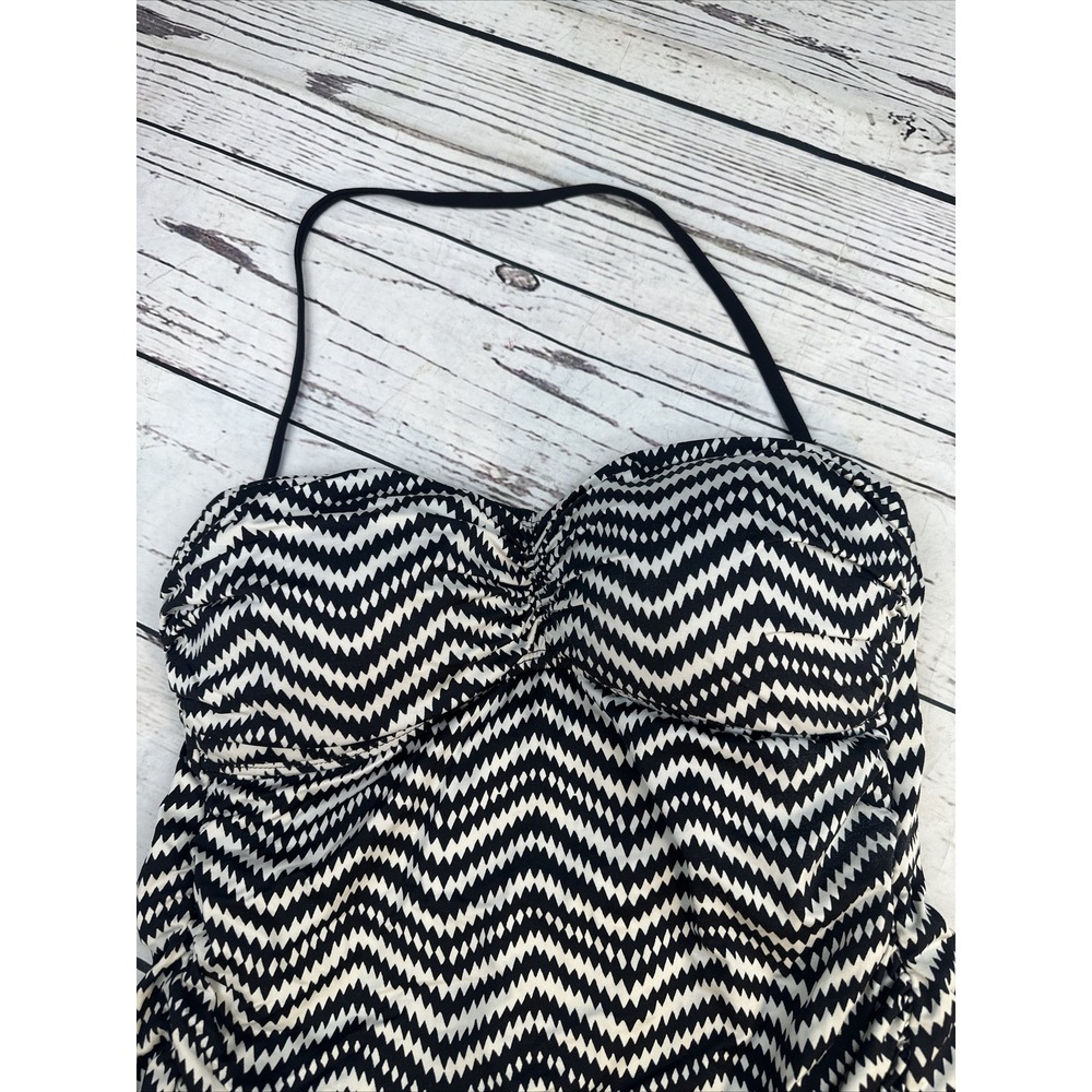 Apt. 9 Womens Black White Chevron Zig Zag Ruched Swimdress Halter Swimsuit L - Picture 6 of 9